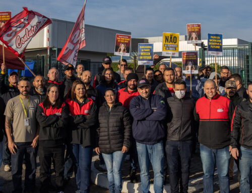 Trabalhadores da Parker intensificam mobilização contra fechamento da unidade de Jacareí e montam acampamento em São José dos Campos